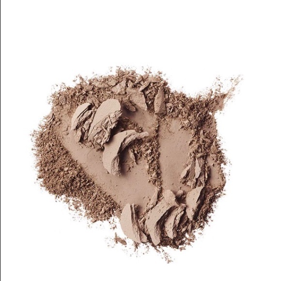 MAC COSMETICS EYESHADOW(cork satin)NIB!! - Picture 5 of 16